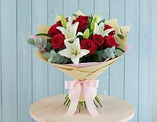 Букет цветов из:  Лилии и Розы в Меленках