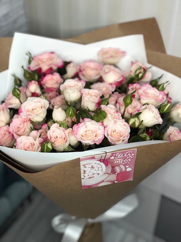 Букет цветов из: Розы в Меленках