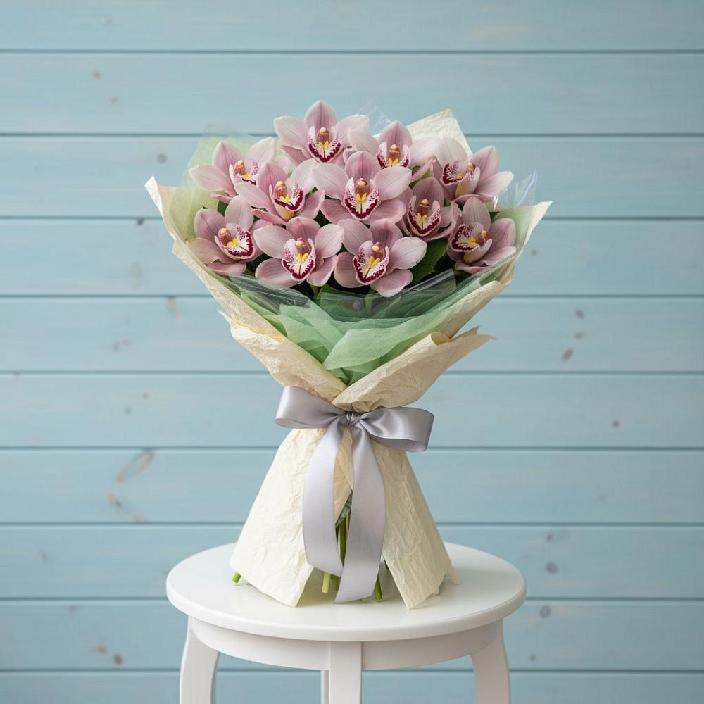 Букет цветов из: Орхидеи и Розы в Меленках