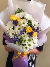 Букет цветов из:  Ирисы, Хризантемы и Розы #REPLACE_PRED# Меленках