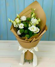 Букет цветов из:  Хризантемы и Лизиантусы в Меленках