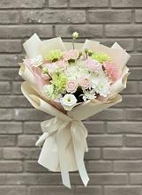 Букет цветов из:  Гвоздики, Розы, Лизиантусы и Хризантемы в Меленках