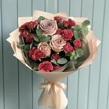 Букет цветов из:  Гвоздики и Розы #REPLACE_PRED# Меленках